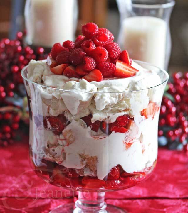 Strawberry-Cheesecake-Trifle1